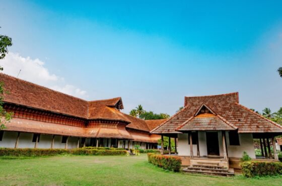 Trivandrum – Nagercoil Pilgrimage & Heritage Tour: Trivandrum → Jatayu → Varkala → Padmanabhapuram → Nagercoil