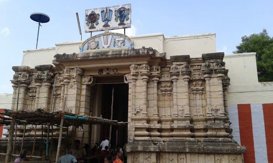Tiruppulinkudi – The Divine Reclining Kaaisinavendan