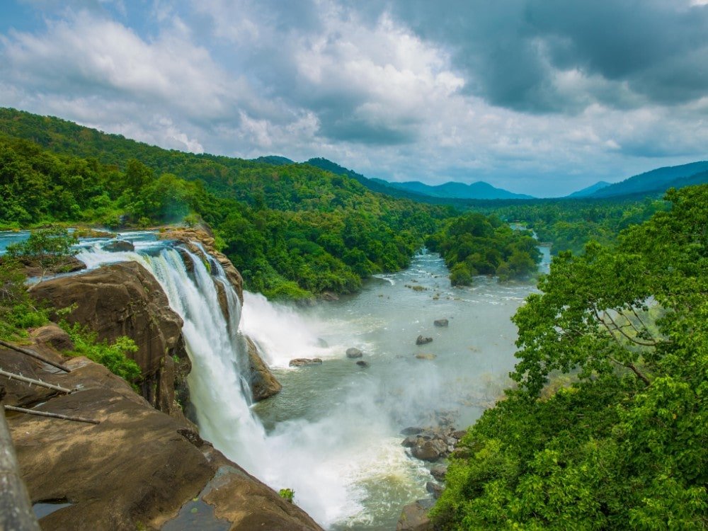 Cochin – Athirapally: Nature’s Splendor