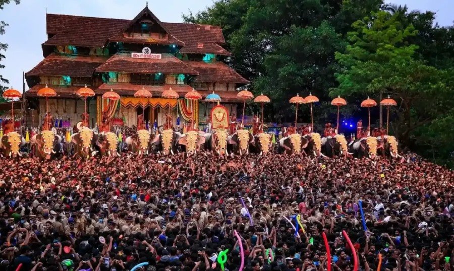 Thrissur Pooram Festival: The Grand Cultural Spectacle of Kerala