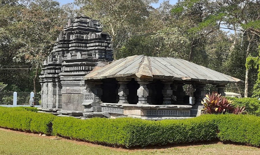 Kadamba Shri Mahadeva Temple, Tambdi Surla, Goa
